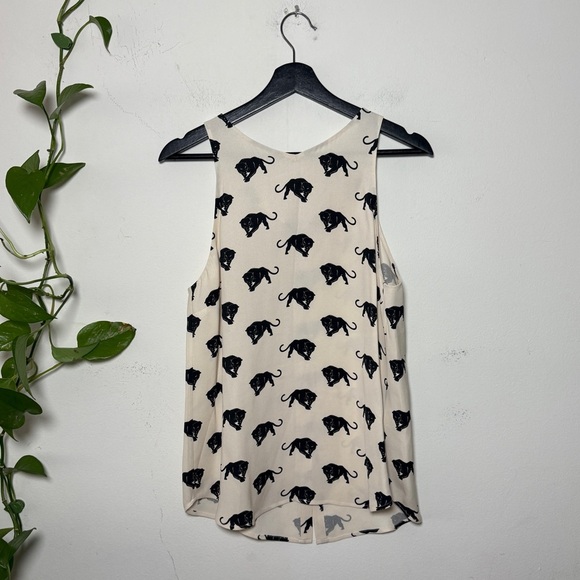 A.L.C. Women's Sleeveless Silk Top with Black Panther Print - 10 - Picture 1 of 10